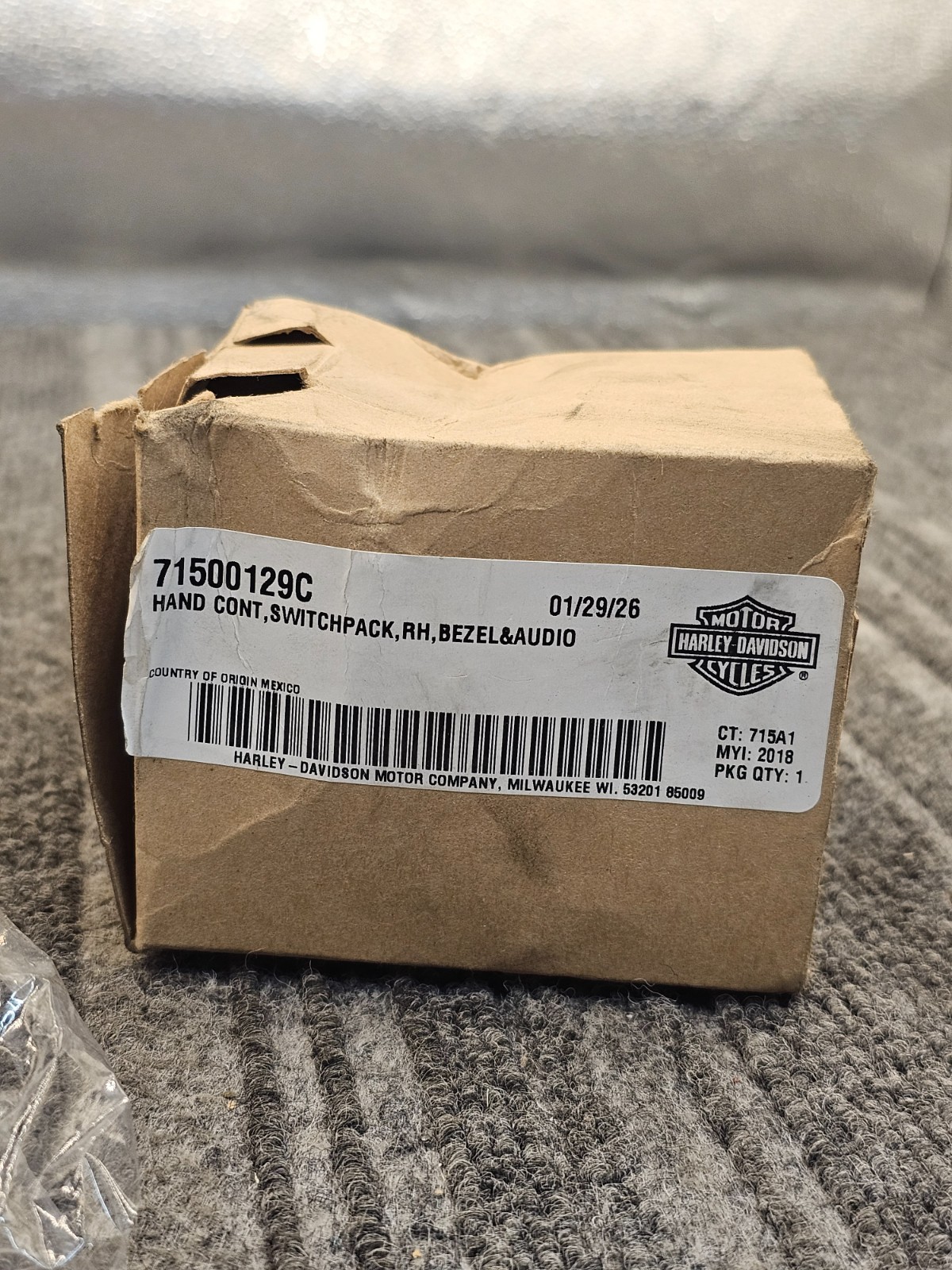 Harley Davidson 71500129C: Right Hand Switch Pack Control For 2014-2023 Touring