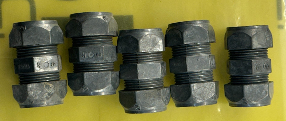 5QTY HALEY 1/2 COMPRESSION  COUPLING  20221