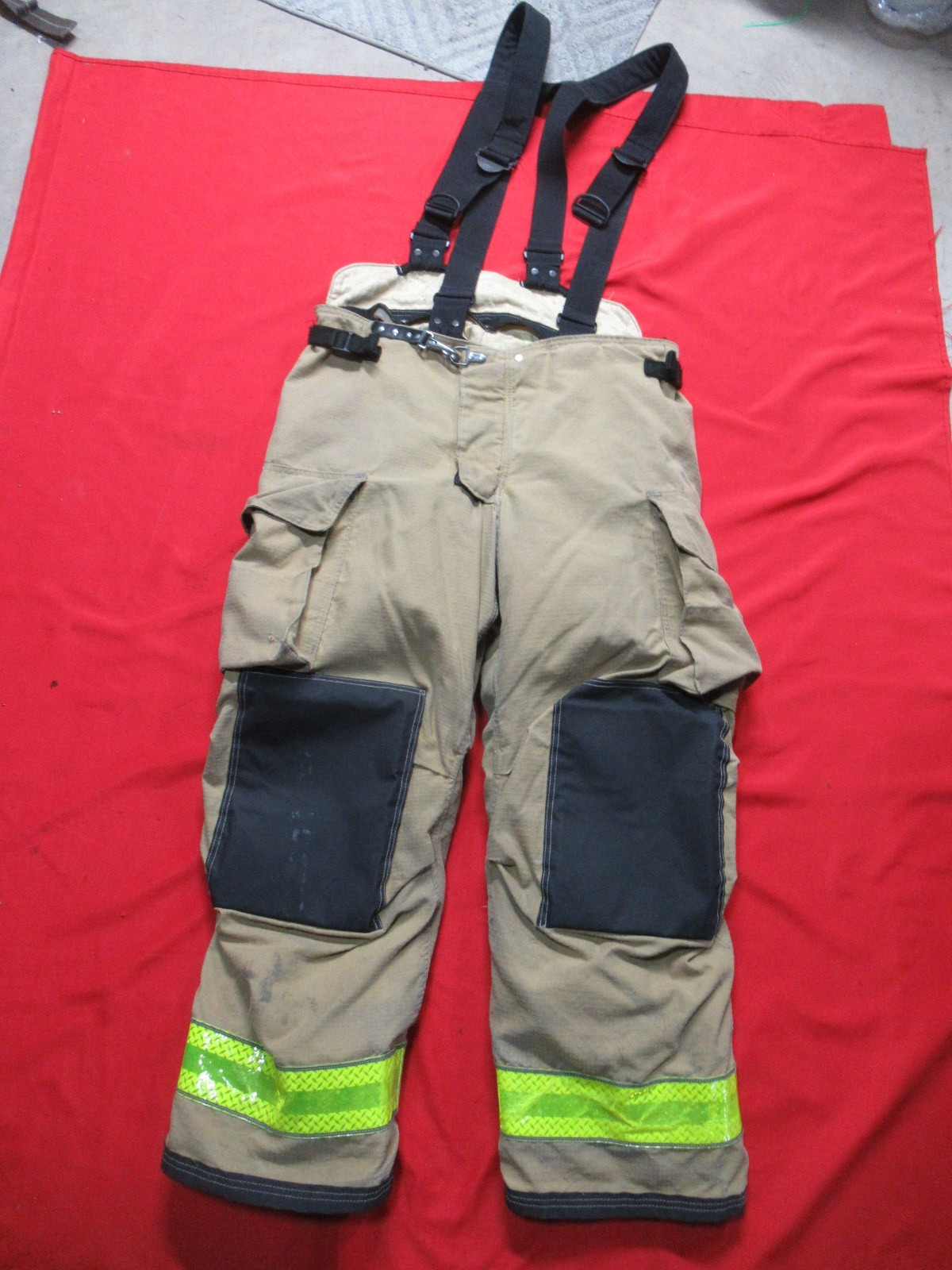 Mfg 2016 GLOBE GXCEL 42  x 32 Firefighter Turnout Bunker Pants FIRE RESCUE GEAR