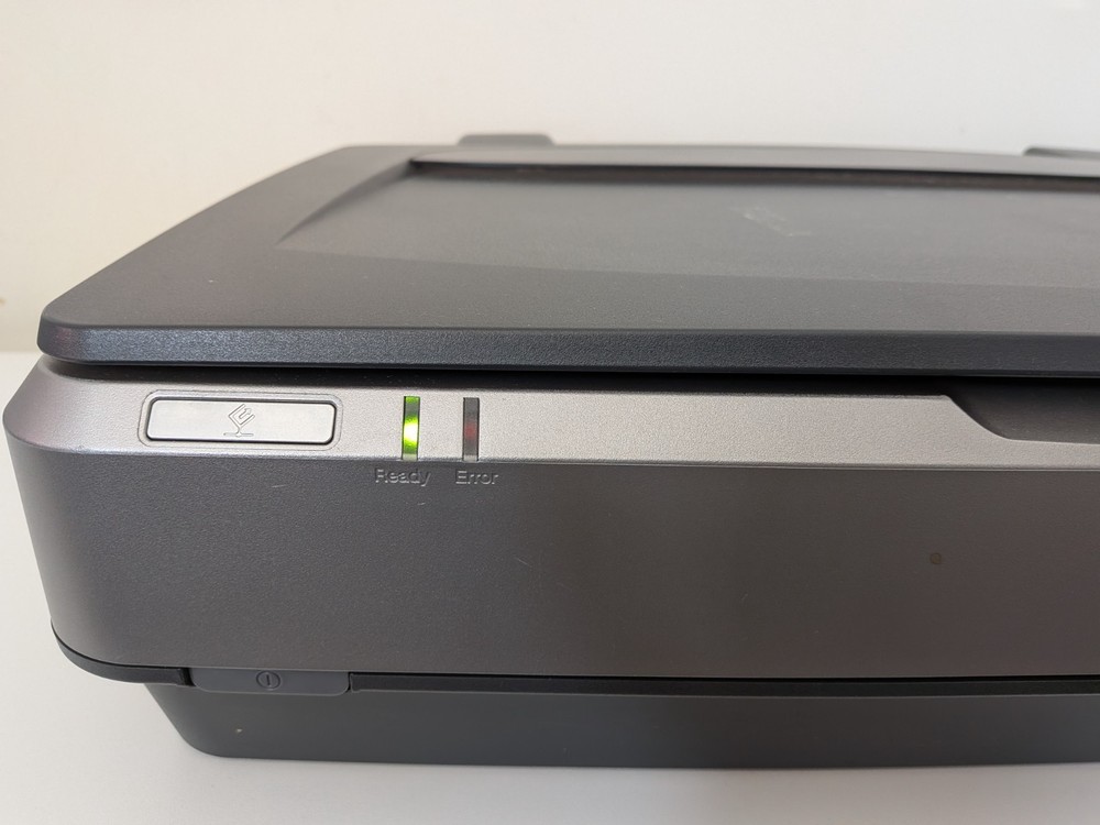 Epson Expression 10000 XL J181A Art Flatbed Professional Scanner