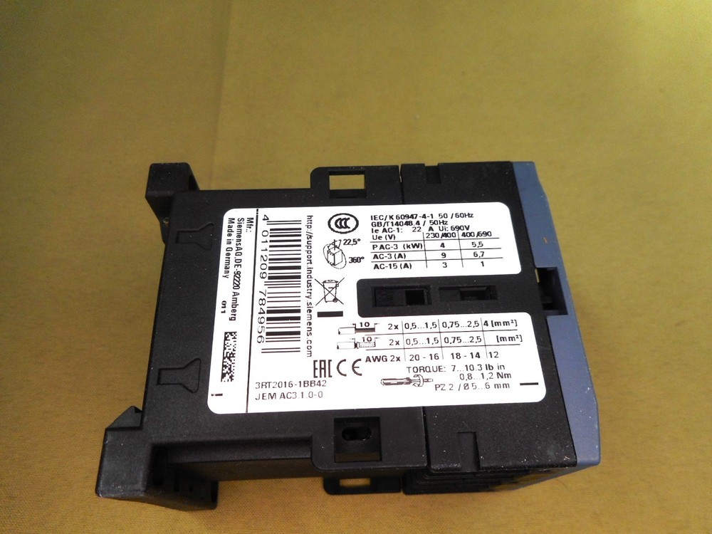 SIEMENS 3RT2016-1BB42 3-pole contactor (NIB)