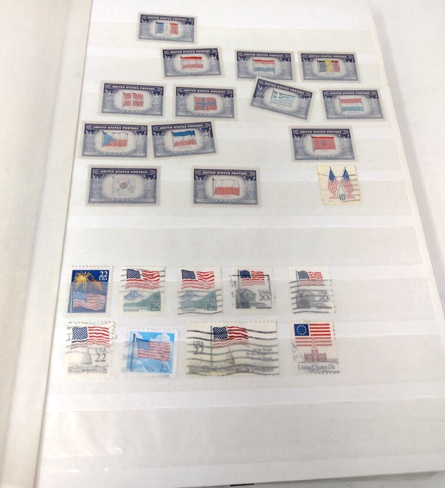 Lighthouse Green Hardcover Stamp Stock Book L4 / 24 With 200+ Stamps