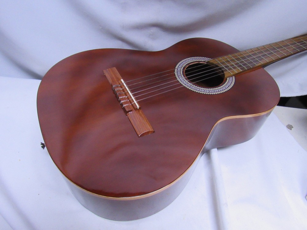 aristides guzman mora classical guitar