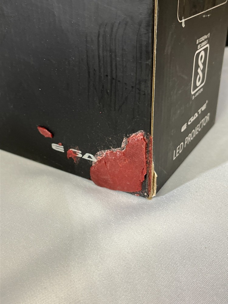 EGate E03i31 Black Silver Portable LED Projector With Remote Control