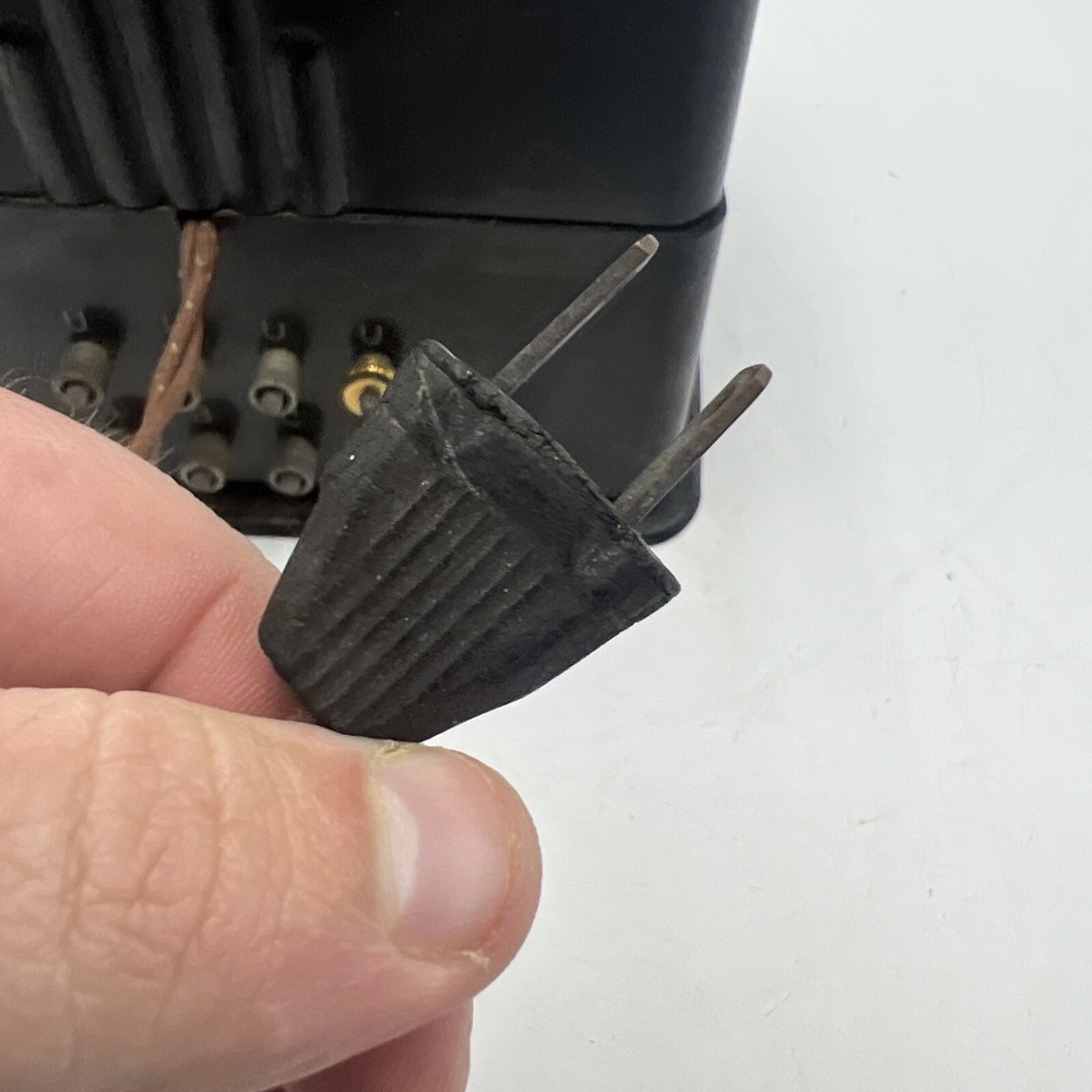 LIONEL POSTWAR TRAINMASTER TYPE Z 250 WATT TRANSFORMER - TESTED