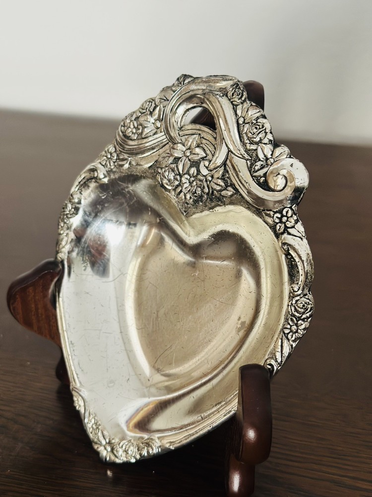 Vintage heart shaped silver trinket dish tray