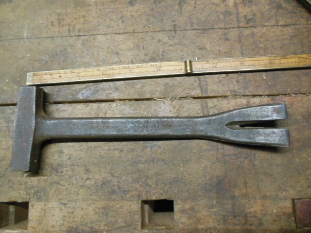 Vintage NOX-TOX crate hammer Bridgeport Hdwe Mfg Co old carpenter tool