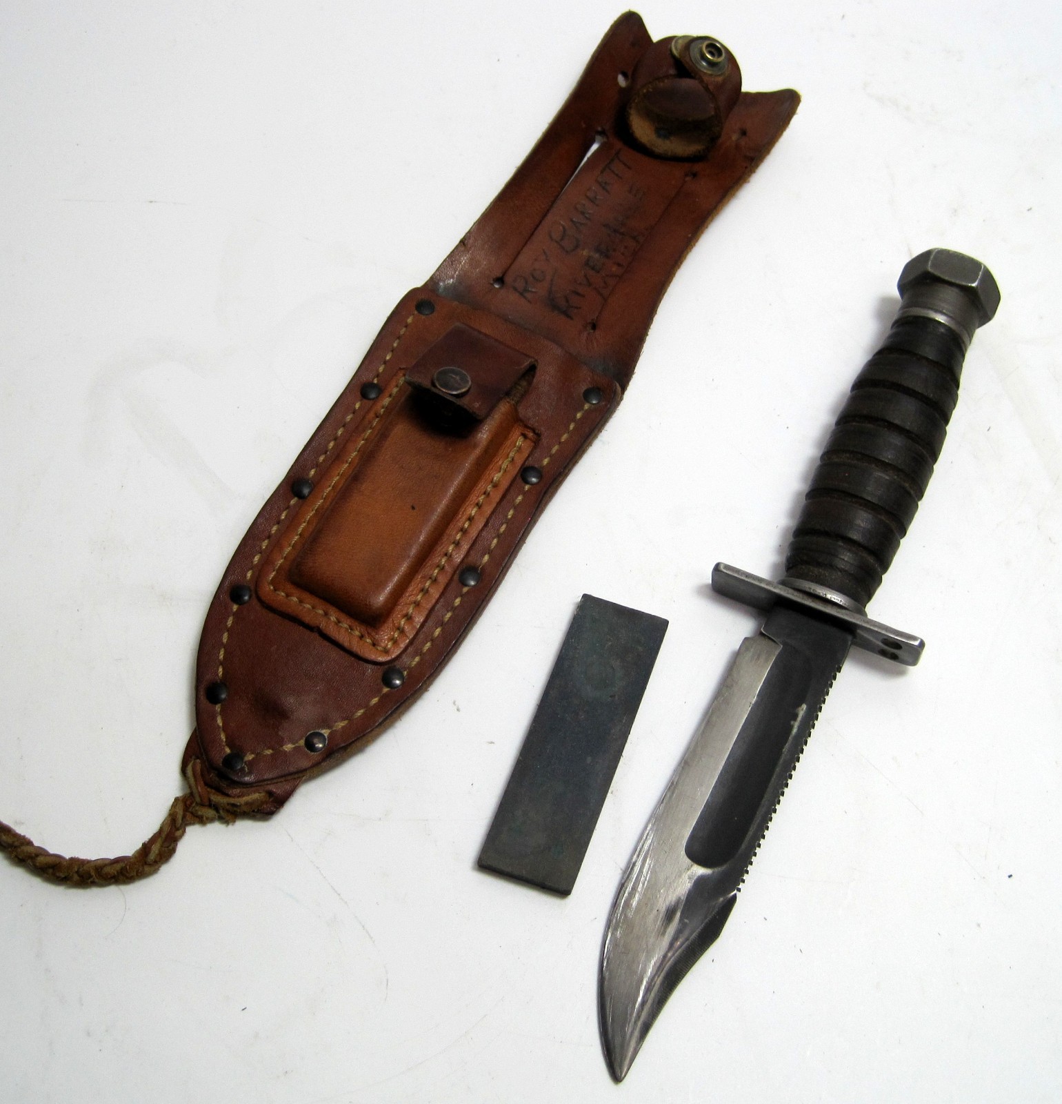 Vintage Pilot Survival Knife Camillus, NY W/Sheath