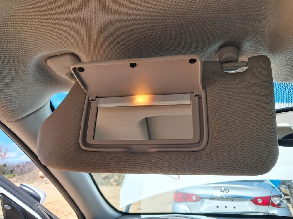 ALTIMA 2017 Glove Box 5000456