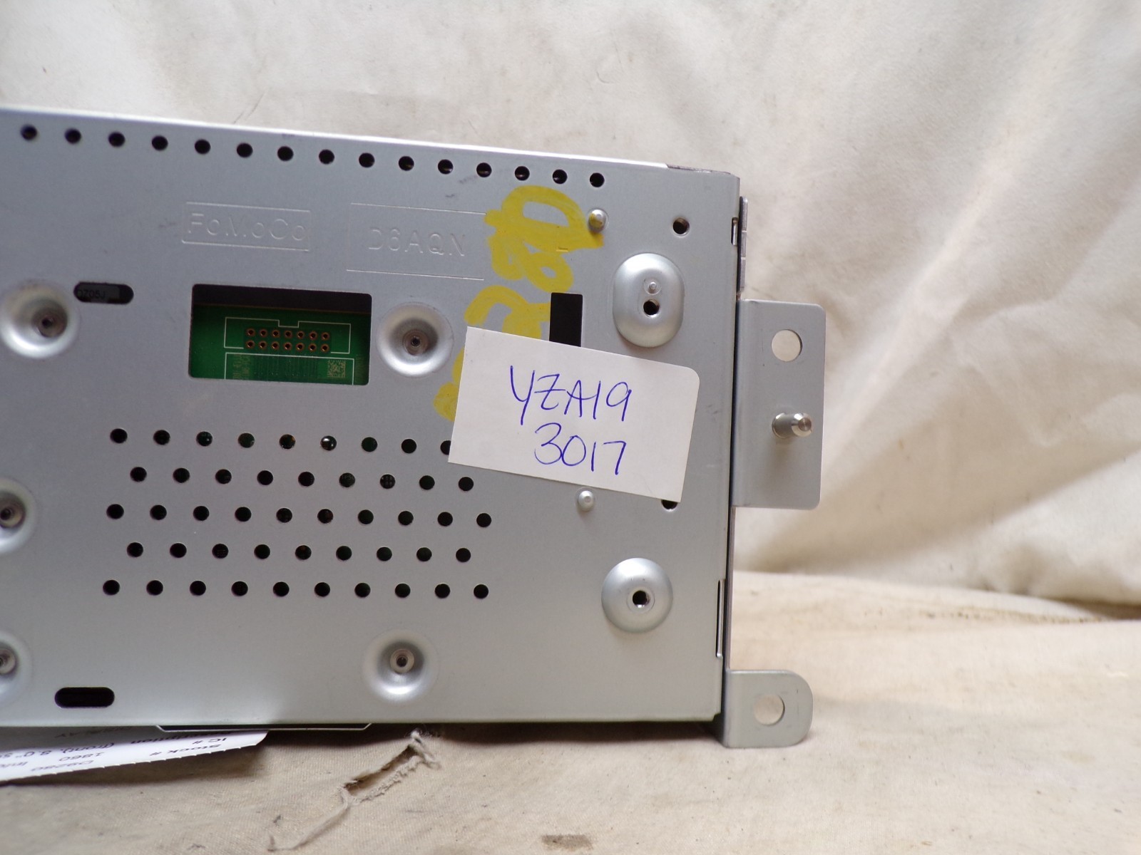 16 17 18 Ford Escape Sync 3 Radio 8" Touch Display Screen GJ5T-18B955-SB YZA19