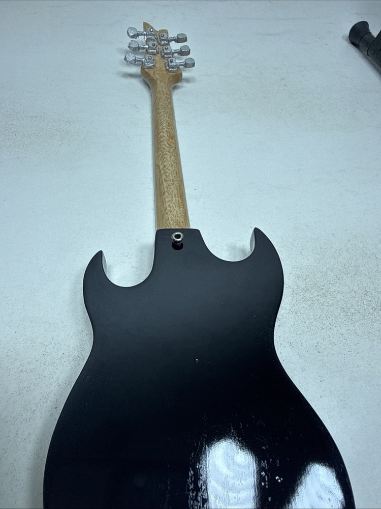 Miniature Guitar Washburn KISS Paul Stanley USED