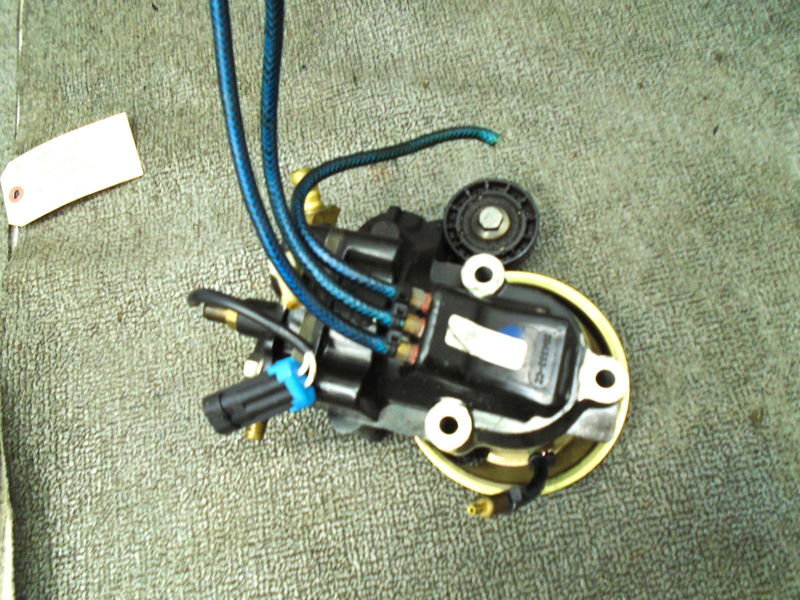 OEM AIR COMPRESSOR 854333T11 MERCURY OPTIMAX OUTBOARD MOTOR 75 90 115 HP PART