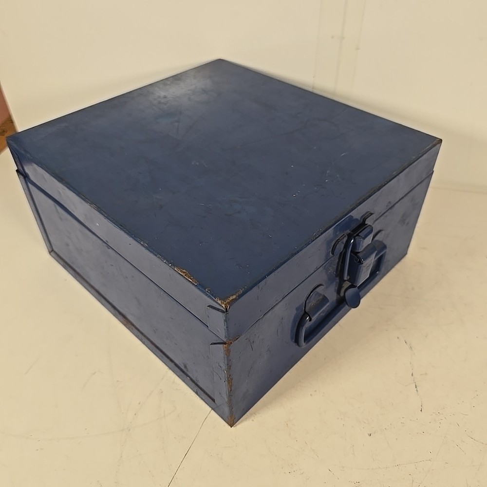 Thermal Engineering Hermeti Check model 2000A testing system