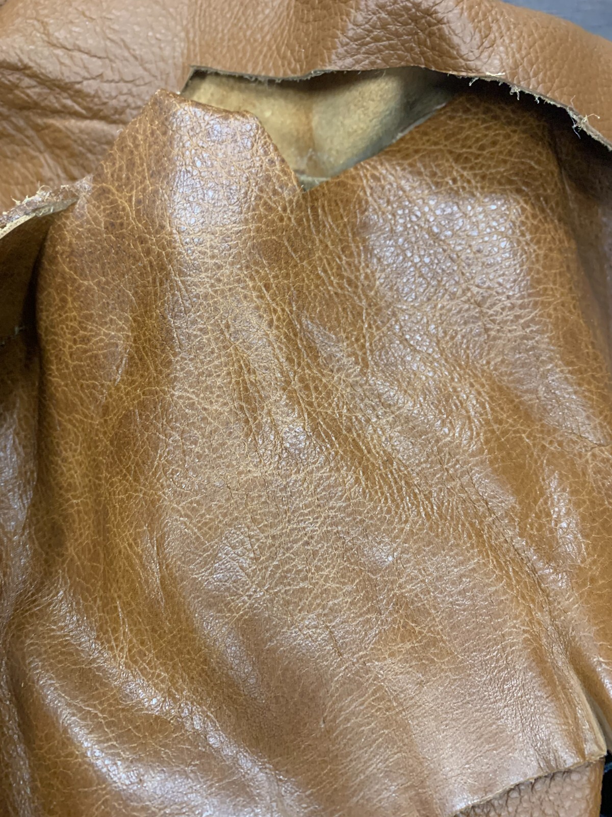 10 lb Box Mixed Colors Cowhide Remnants Scrap Leather Pieces Free Shipping