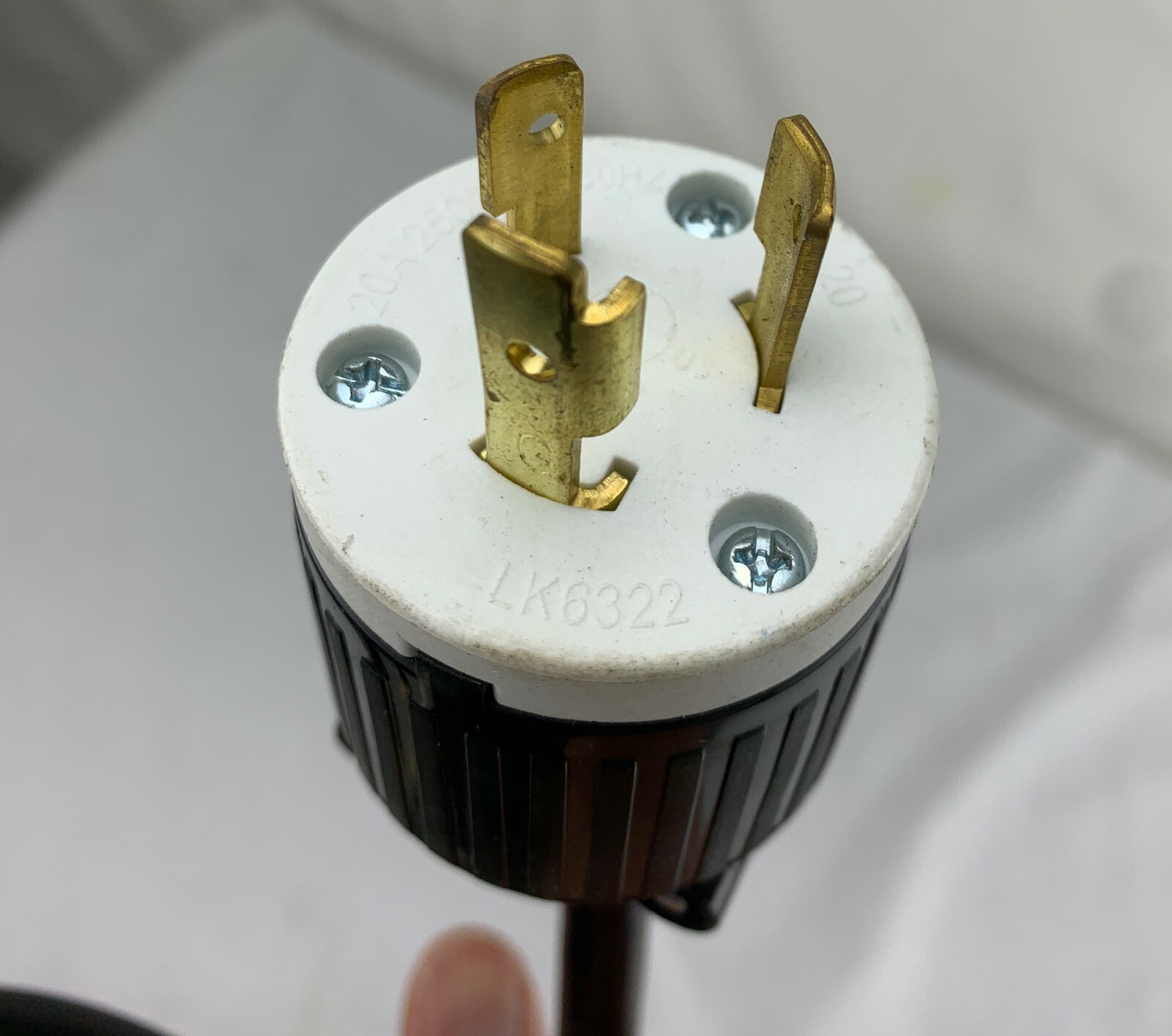 BLUEROCK ® Model 945-VS Variable Speed Wire Stripping Machine Copper Stripper