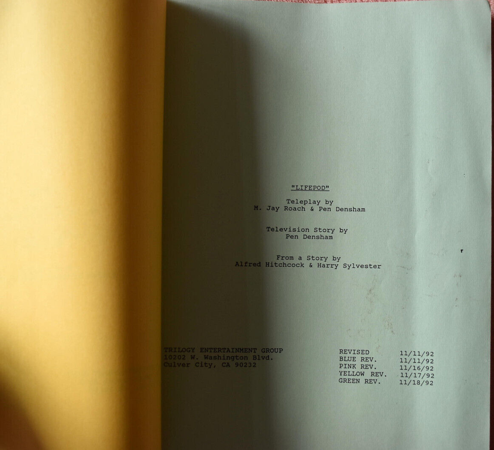 1992 Original Lifepod Revised Draft Screenplay Script Color Pages