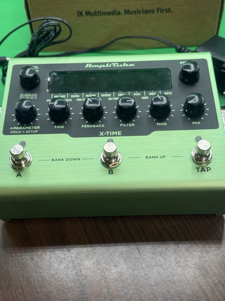 IK Multimedia AmpliTube X-Time Multi-Delay Effects Pedal With Box