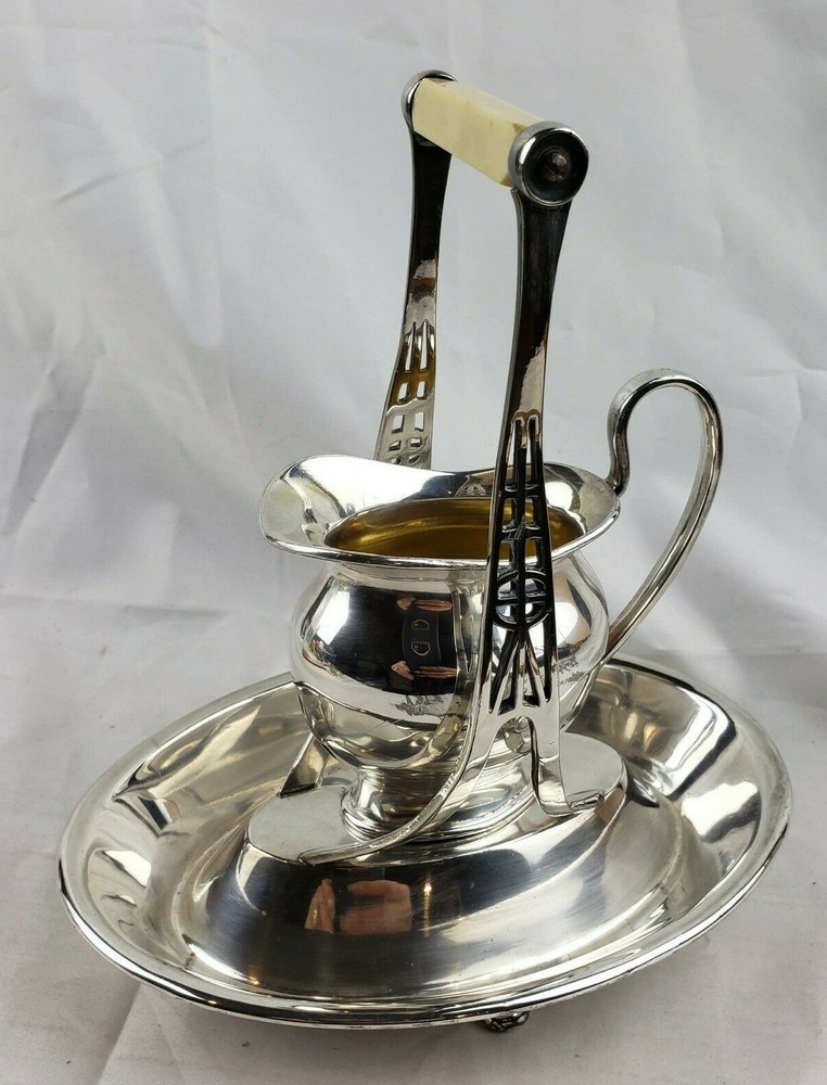 Meriden Silver Plated Brandy or Rum Sauce Pitcher Server on Stand 1890s