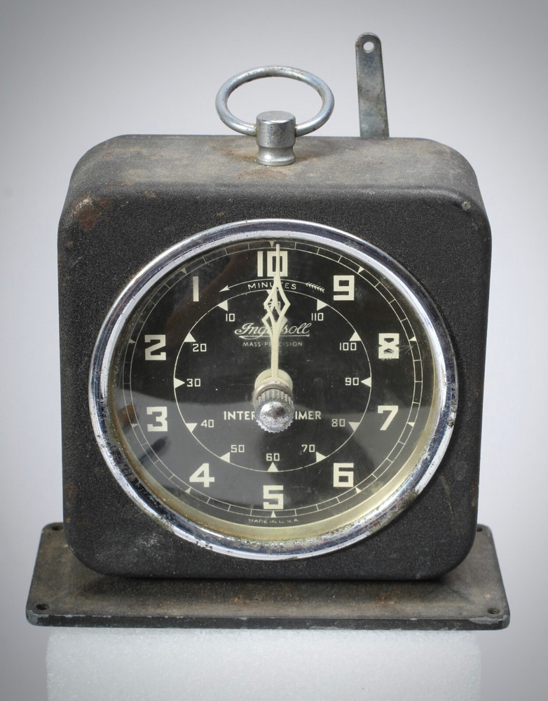 VINTAGE INGERSOLL MASS. PRECISION MECHANICAL CLOCKWORK INTERVAL TIMER NEEDS CLA