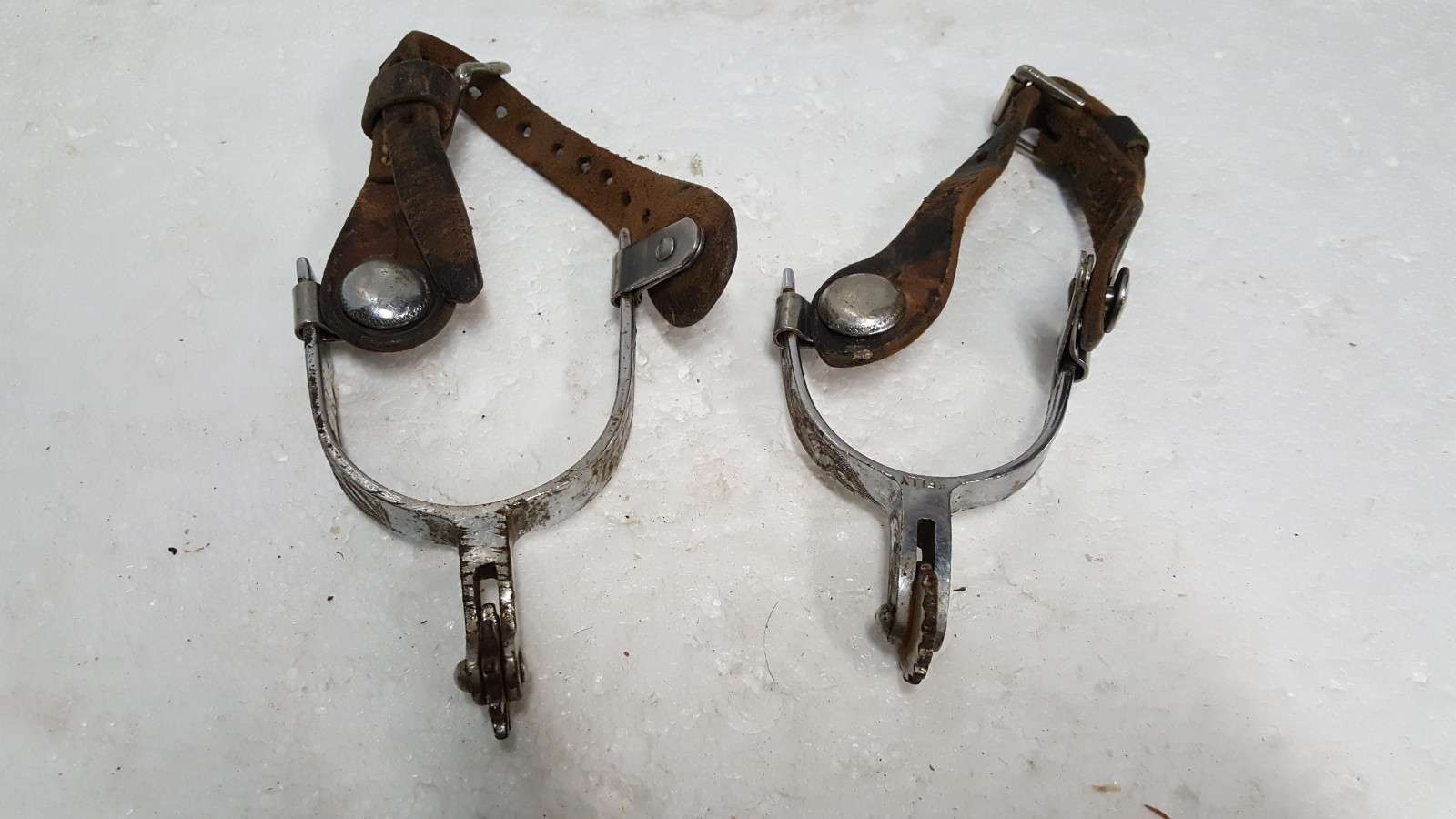 Vintage Kelly Rodeo Riding Cowboy Spurs leather straps Western decor authentic