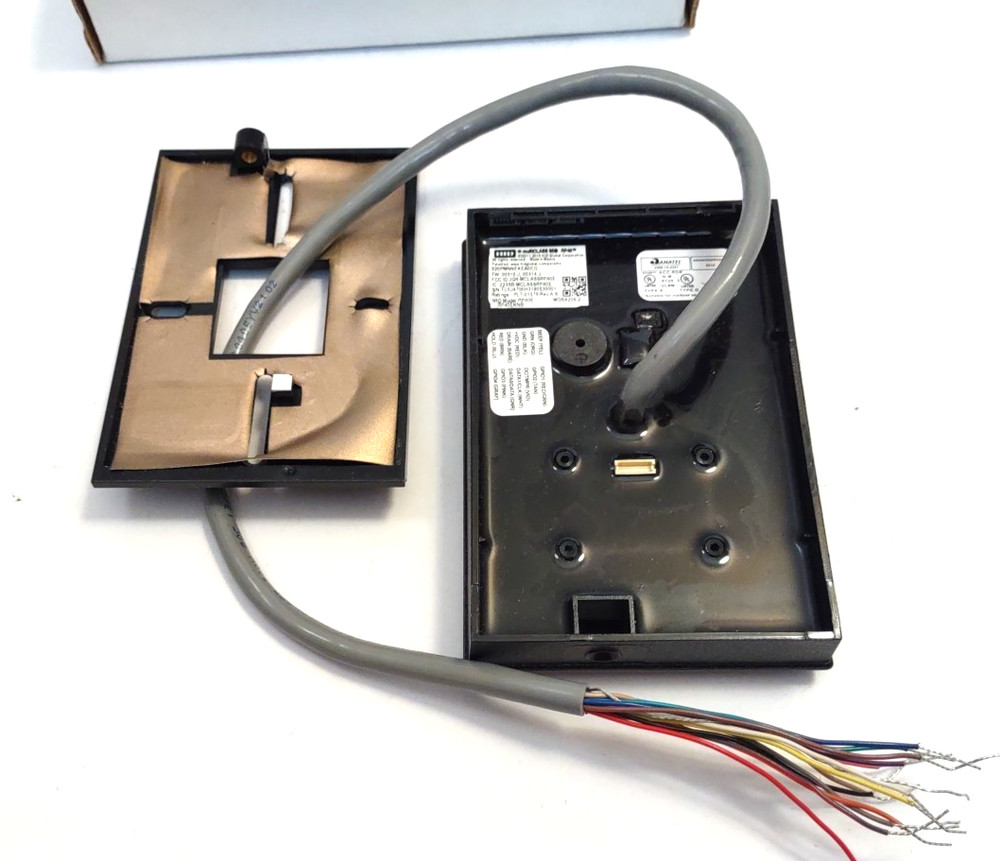 HID multiCLASS SE RP40 Wall Switch Reader RP40E 920PMNNEKEA0CG