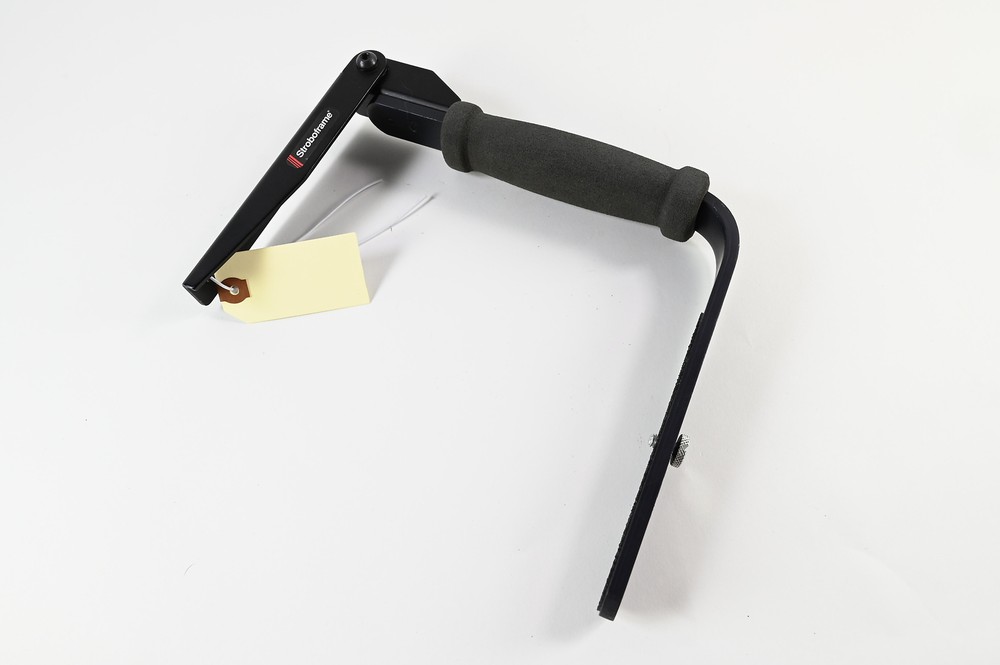 StroboFrame Quick Flip Professional Flash Bracket 310-635 #G181