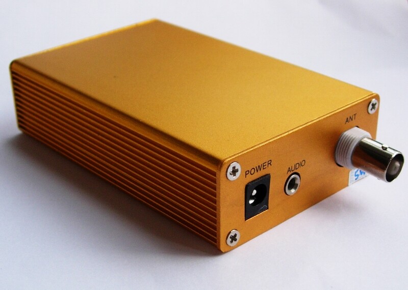 Digital Wirelss Headphone Stereo FM Transmitter Audio Transmission 1/50mW 0.5/5w