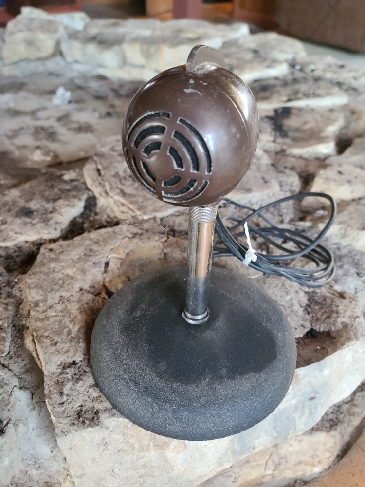 1940/50 Brown Bullet Microphone. No Plug