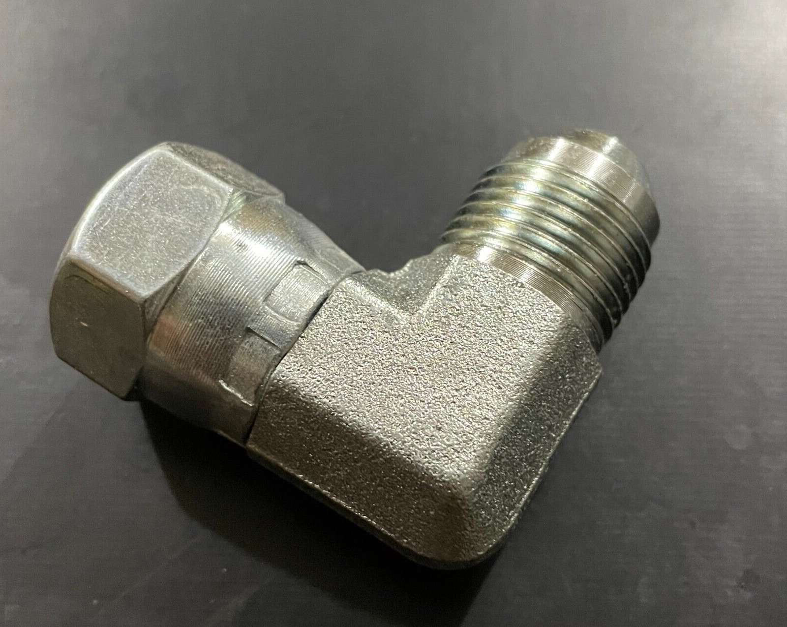 6500-04-04 1/4" Male JIC X 1/4" Female JIC 90 DEGREE ELBOW FITTING