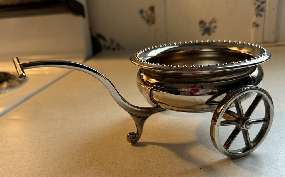 Vintage Godinger Silver Art Co. Wagon Server ~Beautiful~