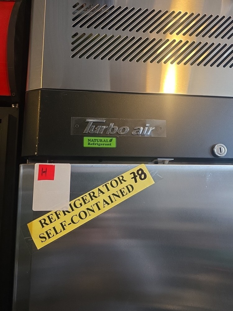 1 SOLID DOOR Refrigerator