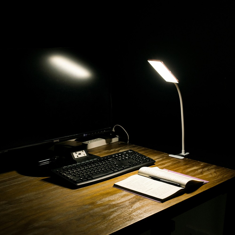 14LED Brightness 310lm Clip-On Book Light Adjustable Diffused Reading Lamp