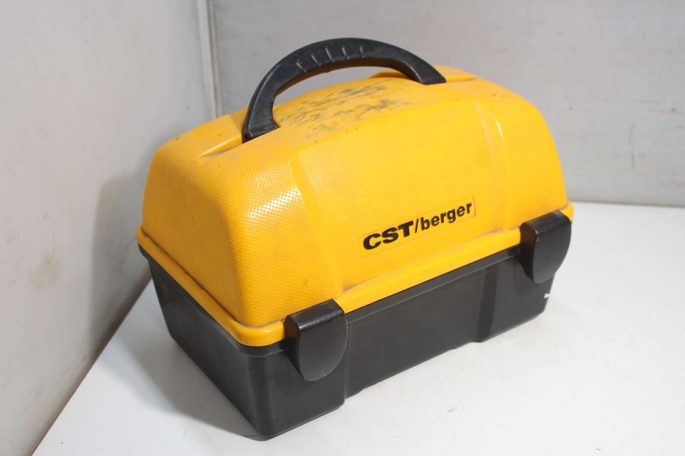 CST / Berger 24X Automatic Optical Level with Case Accessories