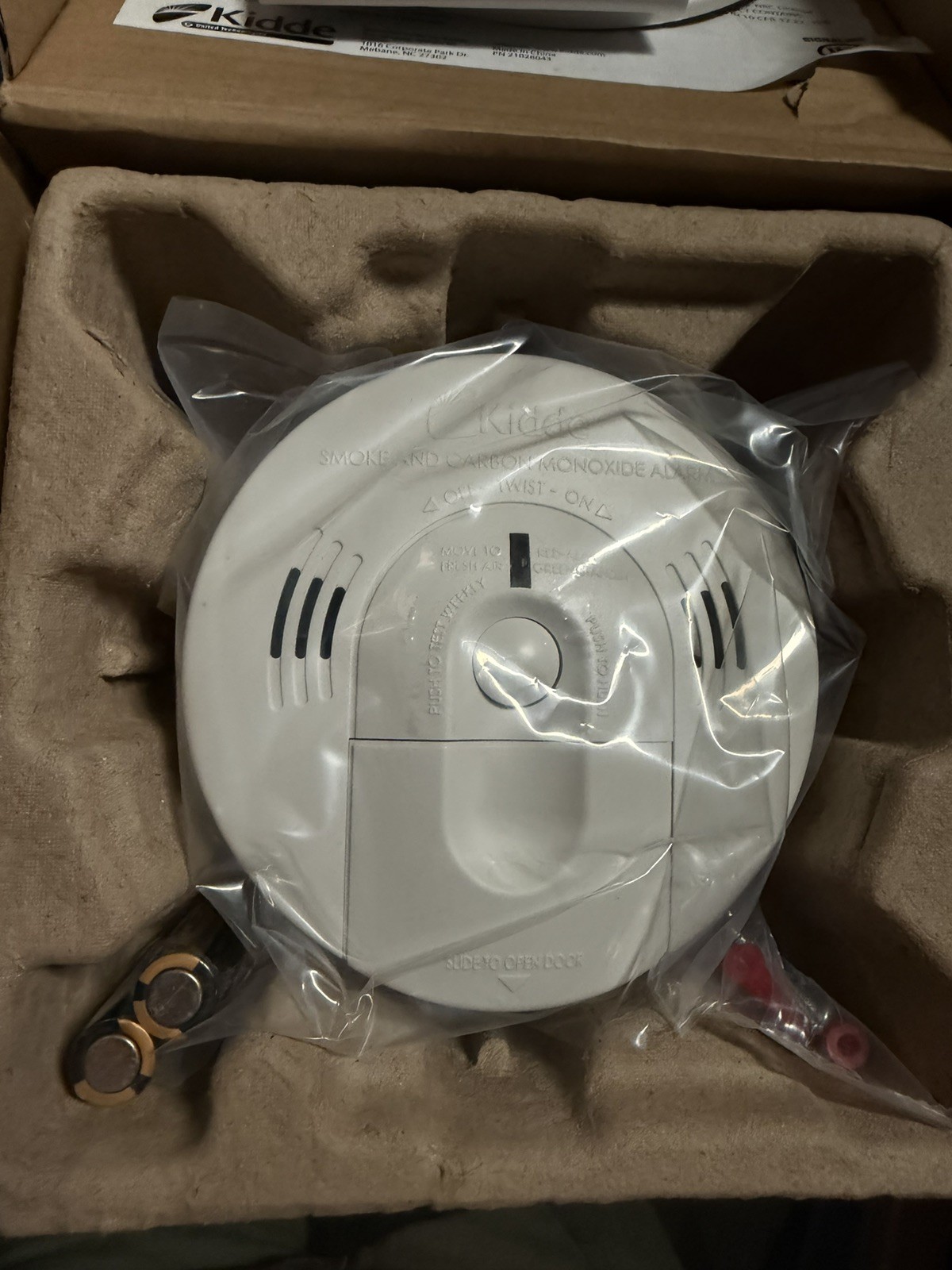 Kidde KN-COSM-BA Battery Power Combination Smoke/Carbon Monoxide Alarm w/ Voice