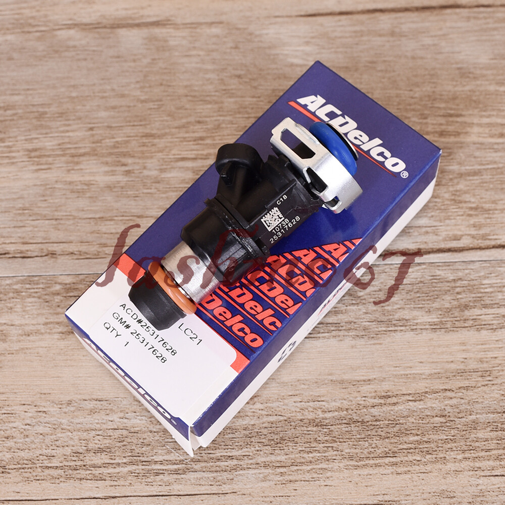 8X OEM Fuel Injectors For 01-07 Chevy Silverado 4.8L 5.3L 6.0L 25317628 17113698