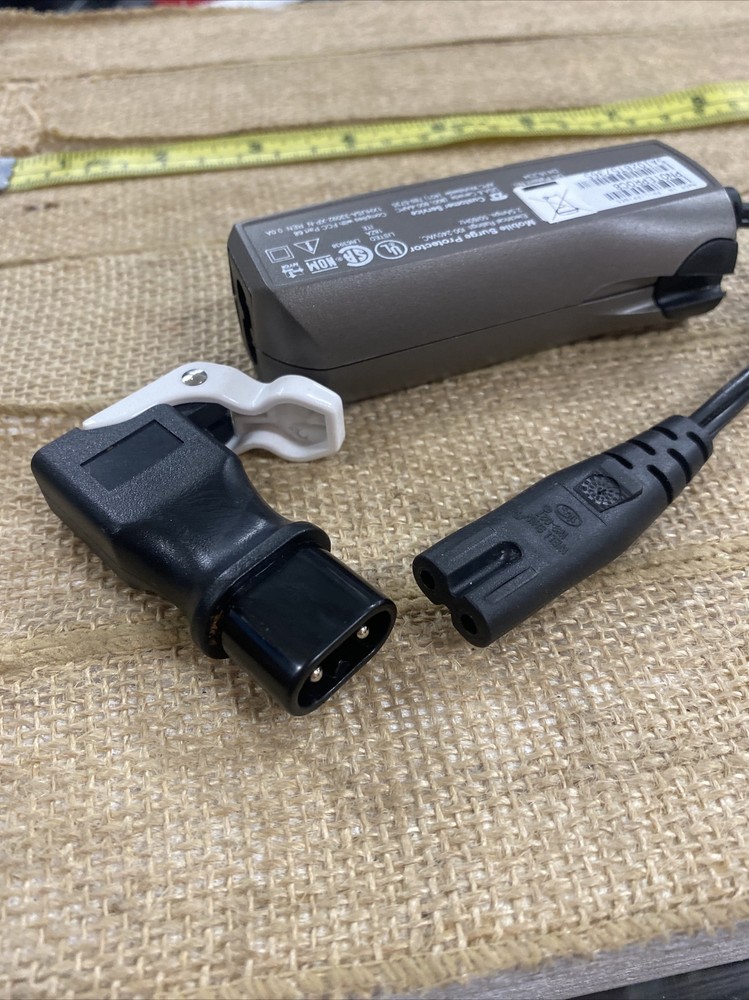 Vintage APC MOBILE SURGE PROTECTOR