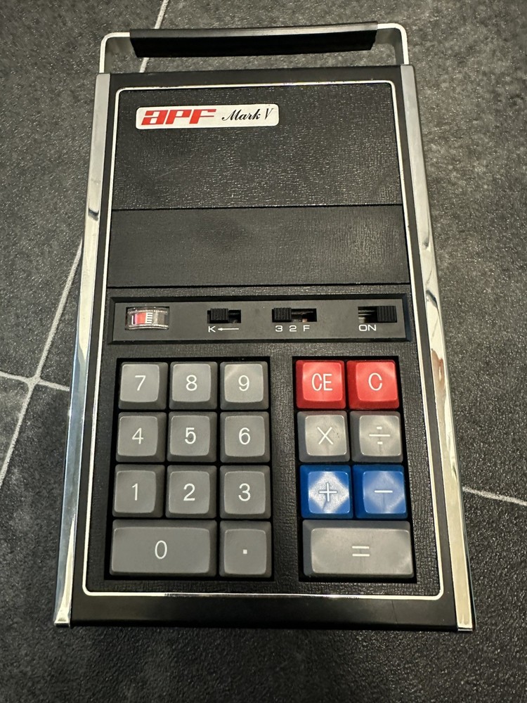 Vintage APF MARK V Calculator INCLUDING ORIGINAL Case and instructions