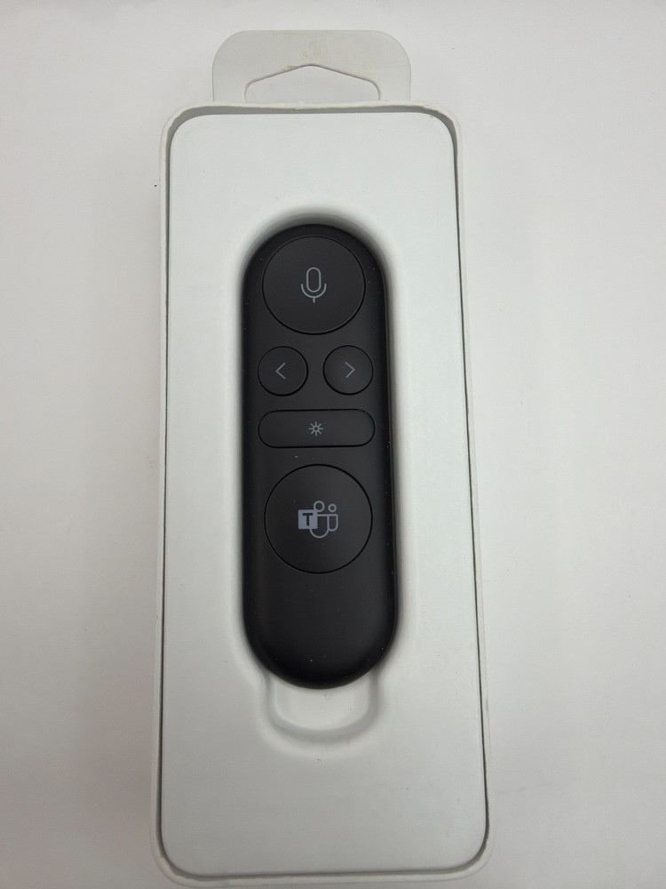 Microsoft Presenter + Black - Wireless Connectivity - Rechargeable Battery