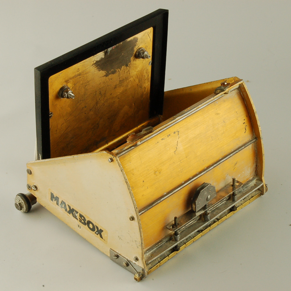 Tapetech 7" High Capacity Flat Box MAXBOX - REFURBISHED