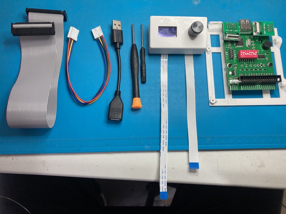 Amiga 600 Gotek USB Floppy Drive Emulator Complete Kit - Large OLED, Bracket etc