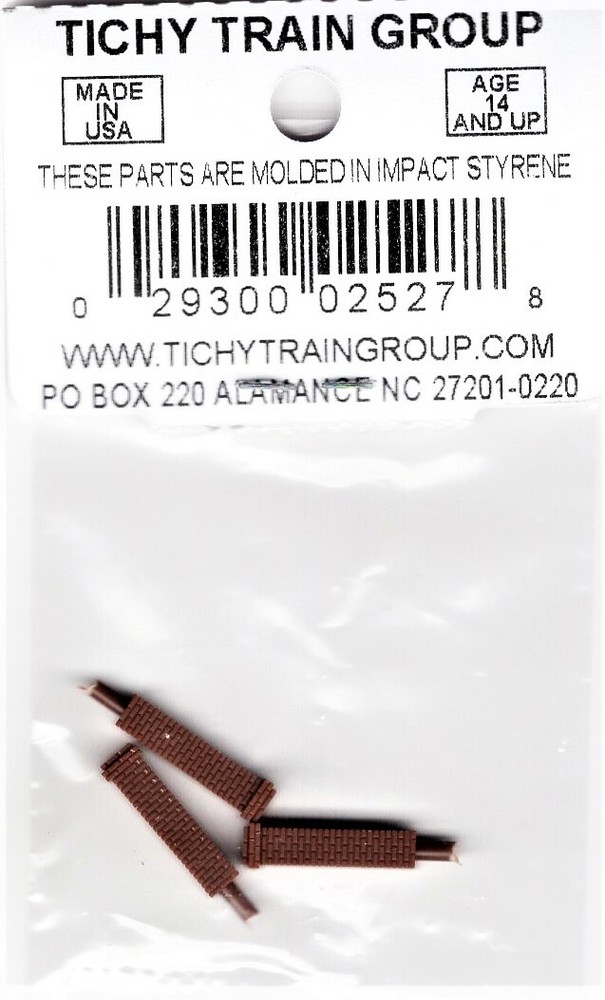 N Scale Tichy Train Group 2527 Brick Chimney pkg (3)