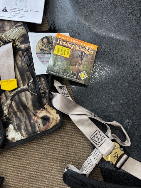 Tree Spider Speed Vest Tree Stand Hunting