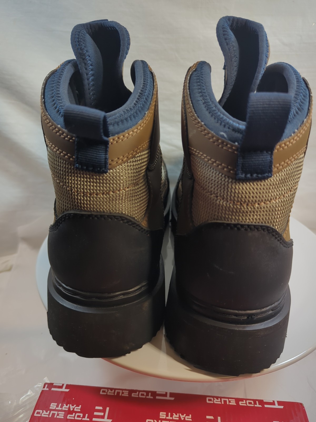 Cabela’s Ultralight Felt Sole Wading Boots Men's 11 M Brown Black