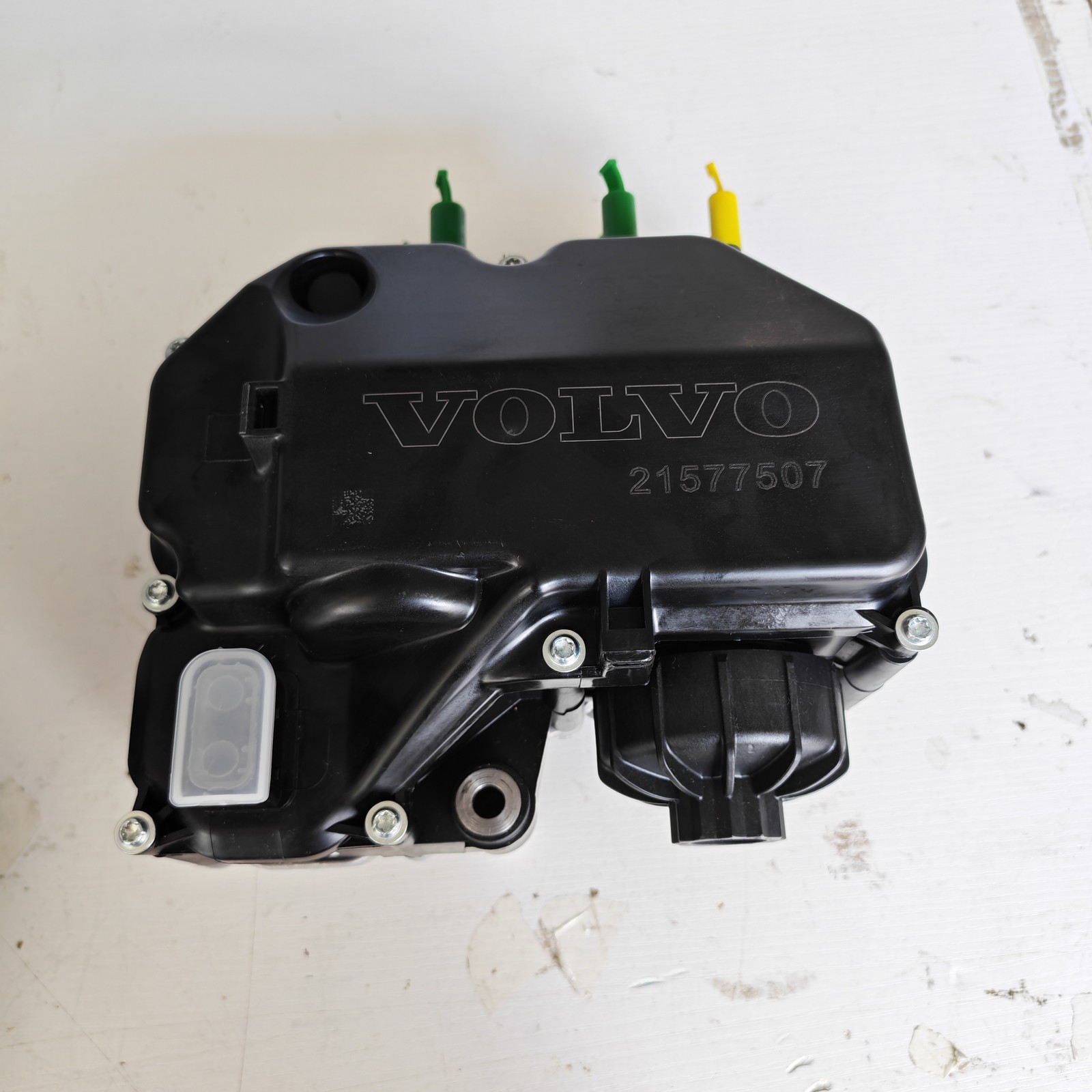 12V Urea Pump D13 21577511 21332701 Bosch 85003864 For Volvo Mack DEF 21577507