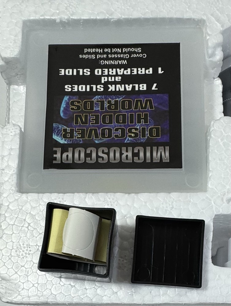 Stem White Microscope Kit W/ Light Source 100, 200, 450 Magnification Complete