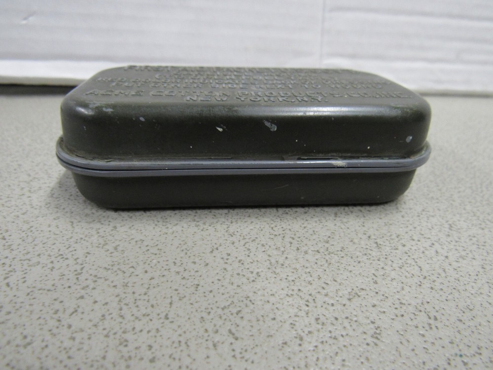 WW2 US Tenite Plastic First Aid Packet Carlisle Model CONTAINER ONLY Experimenta