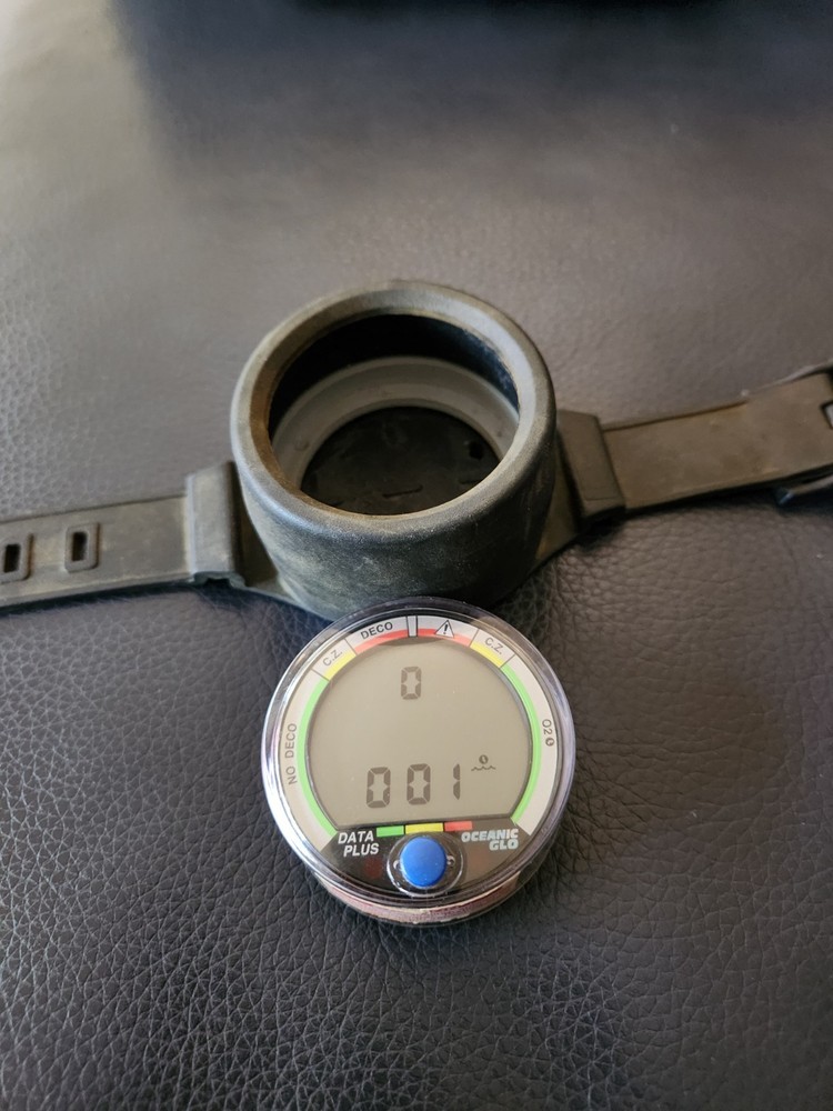 Oceanic dive computer Data plus