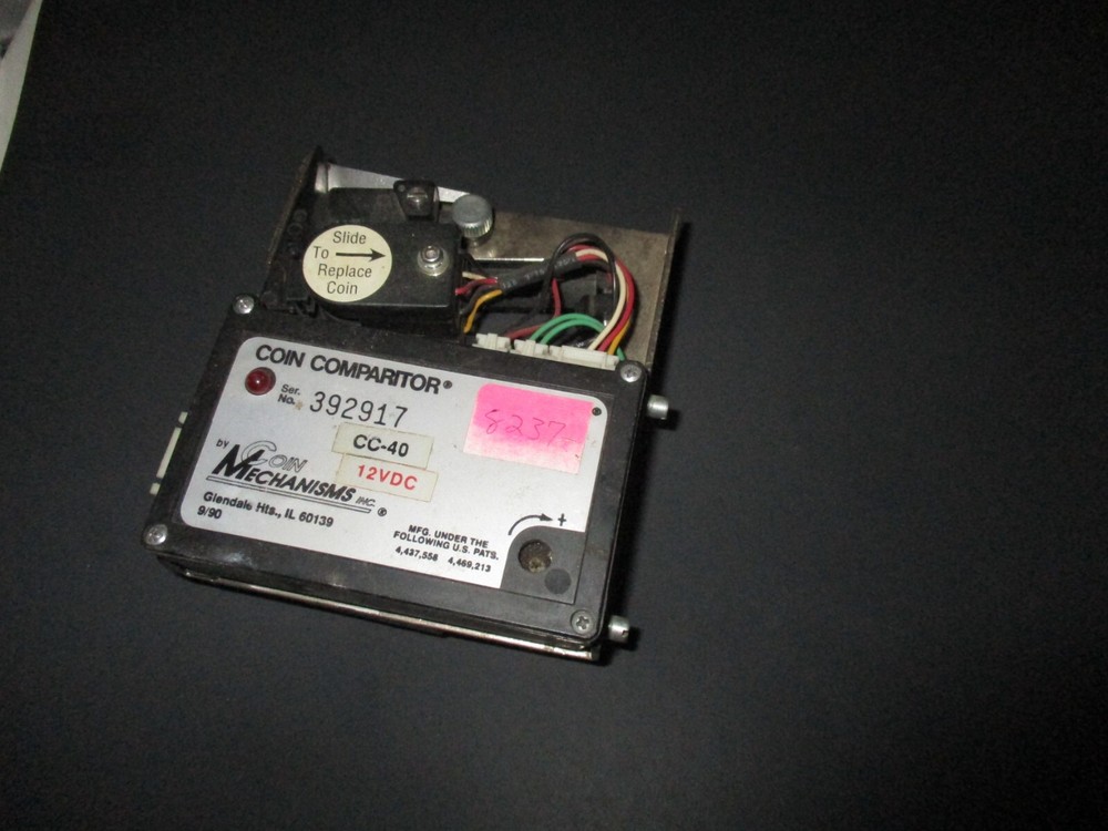 COIN COMPARITOR CC-40 uses 12vdc (untested)