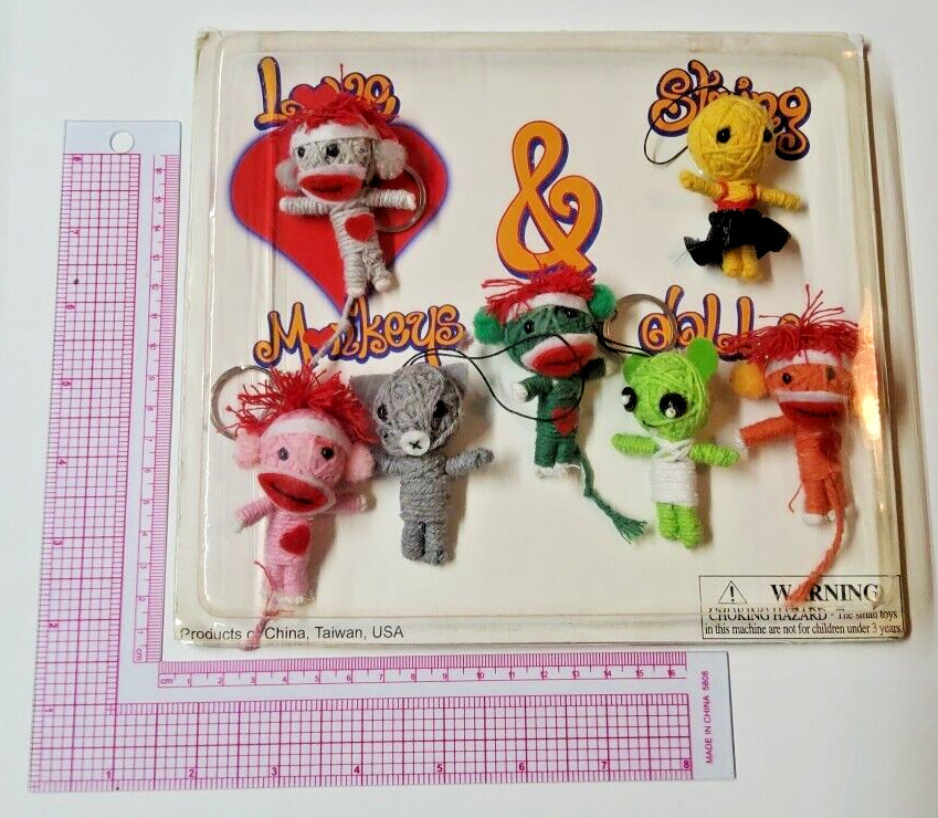 Vintage Vending Display Board String Doll 0335