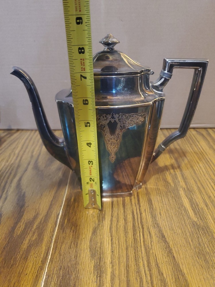 1847 Rogers Bros Tea Set Three-Piece Silver Plate 'Ancestral' Pattern